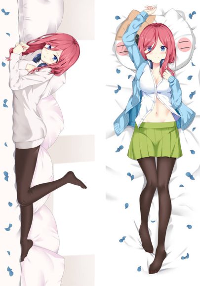 Oreiller de corps Miku Nakano - Anime en promotion