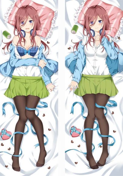 Oreiller câlin sexy Miku Nakano